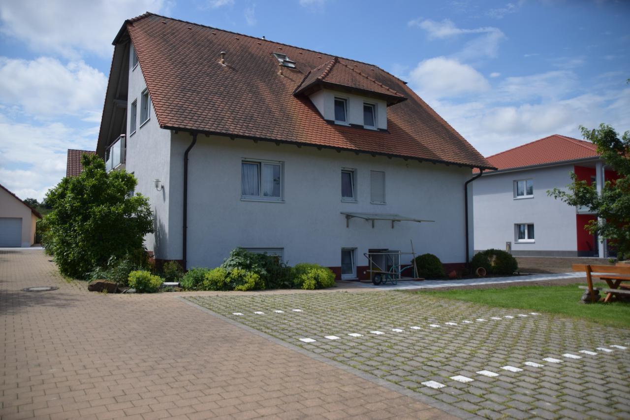 Hotel Gasthaus-Pension Hofmann Oberdachstetten Exterior foto